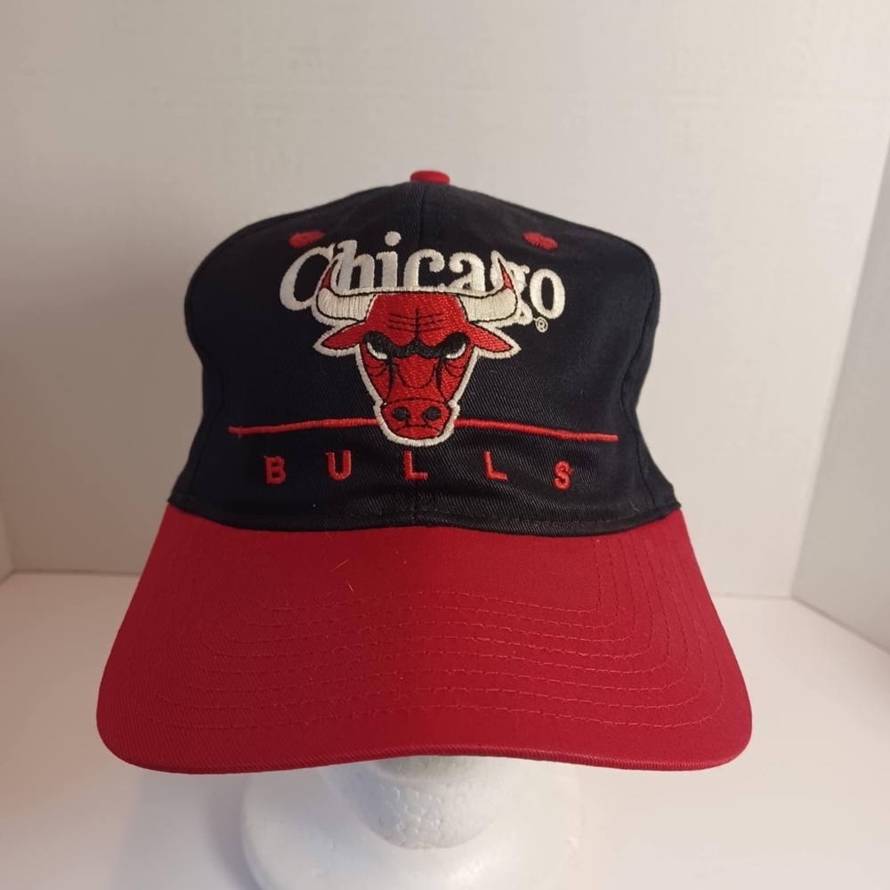 VINTAGE 90s Chicago Bulls Snapback Hat - Black & Red Official NBA Licensed TWINS